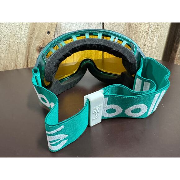 Bolle Ski Goggles Green Adjustable Elastic Strap With Yellow Shield - Picture 9 of 9